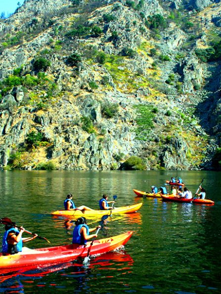 Grupo en Kayak por el Sil